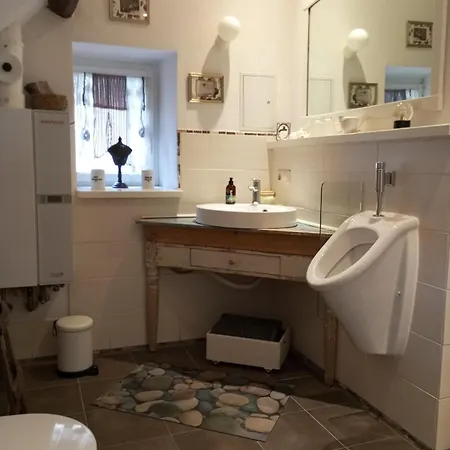 Cosy Upcyclinghaus Mit Mediterranerterrasse Apartment Klotten
